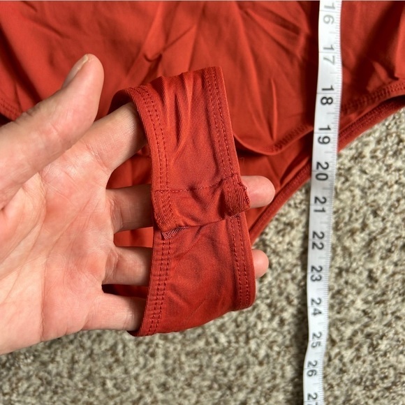 🦋 Glo Fashion London Burnt Orange High Neck Bodysuit Francesca’s Medium - Picture 7 of 8